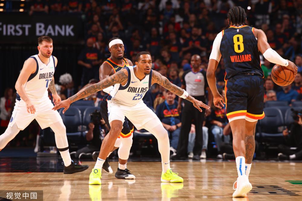 和他曾在英 和他曾在英